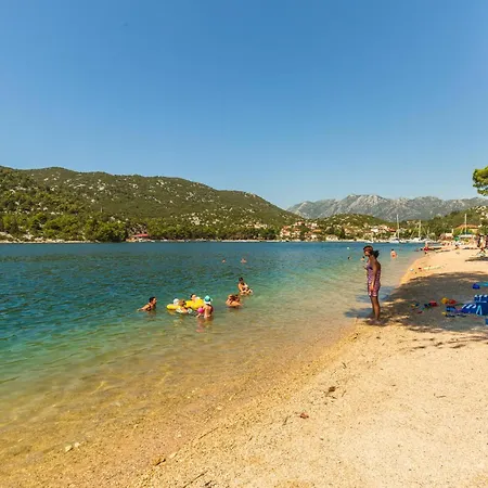 度假居 Two-bedroom In Stasevica