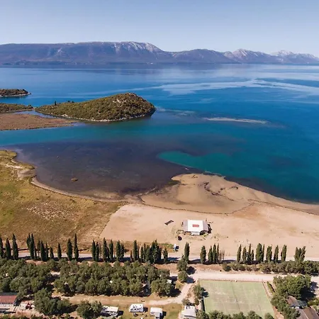 度假居 Two-bedroom In Stasevica