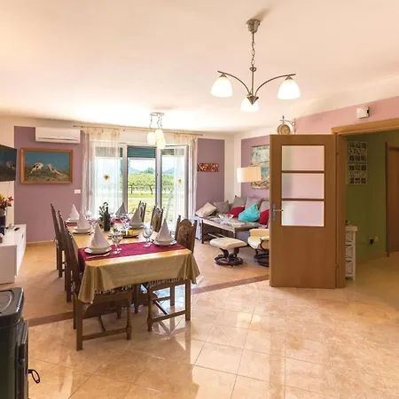 Two-bedroom In Stasevica